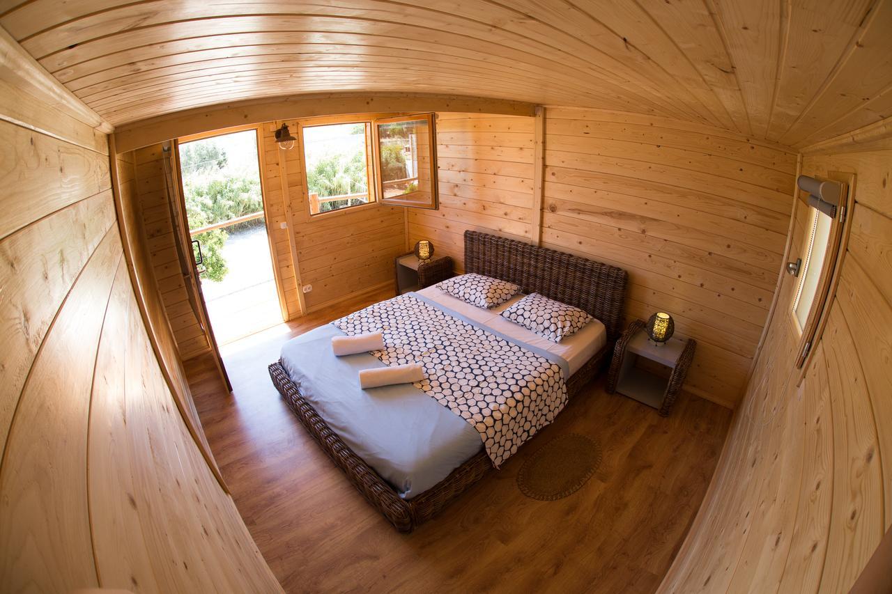 Good Feeling Hostel & Guest House Raposeira  ภายนอก รูปภาพ